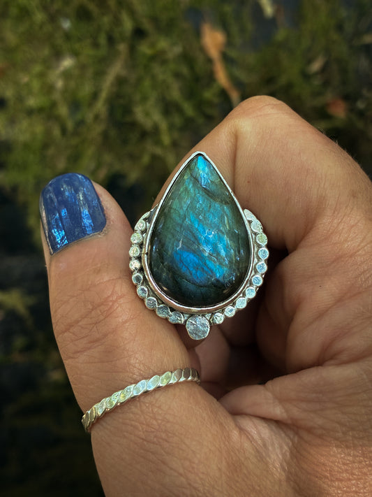Labradorite Halo Ring with Beaded Frame - Size 6.5