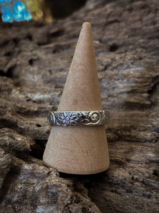 Wide Floral Pattern Stacking Ring